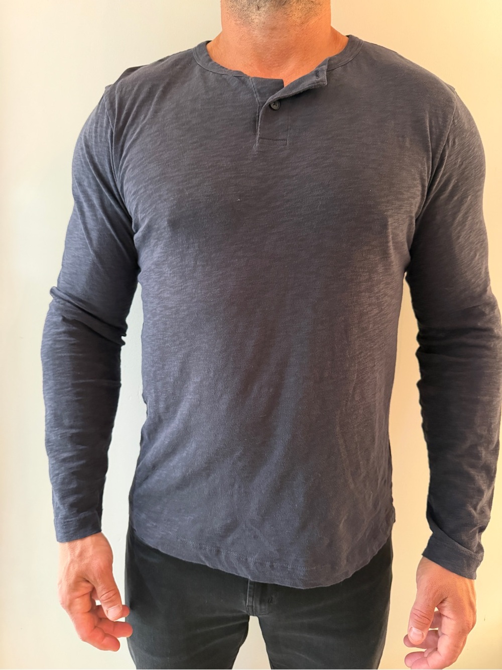 Theory Men’s Gray Long-Sleeve Henley Tee